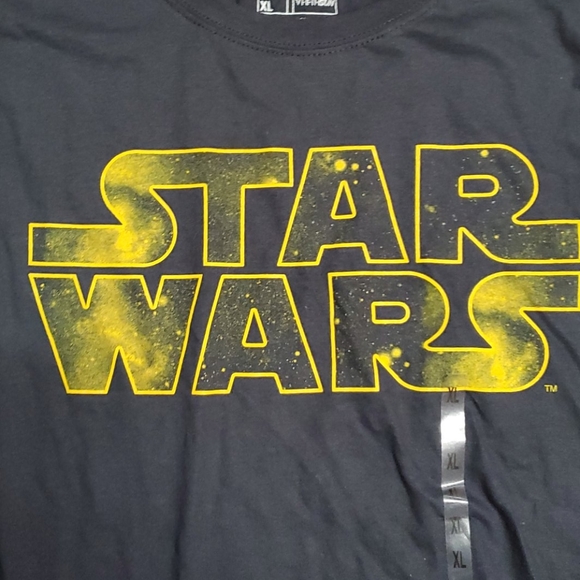 Black Star Wars Graphic Tee - Picture 2 of 3